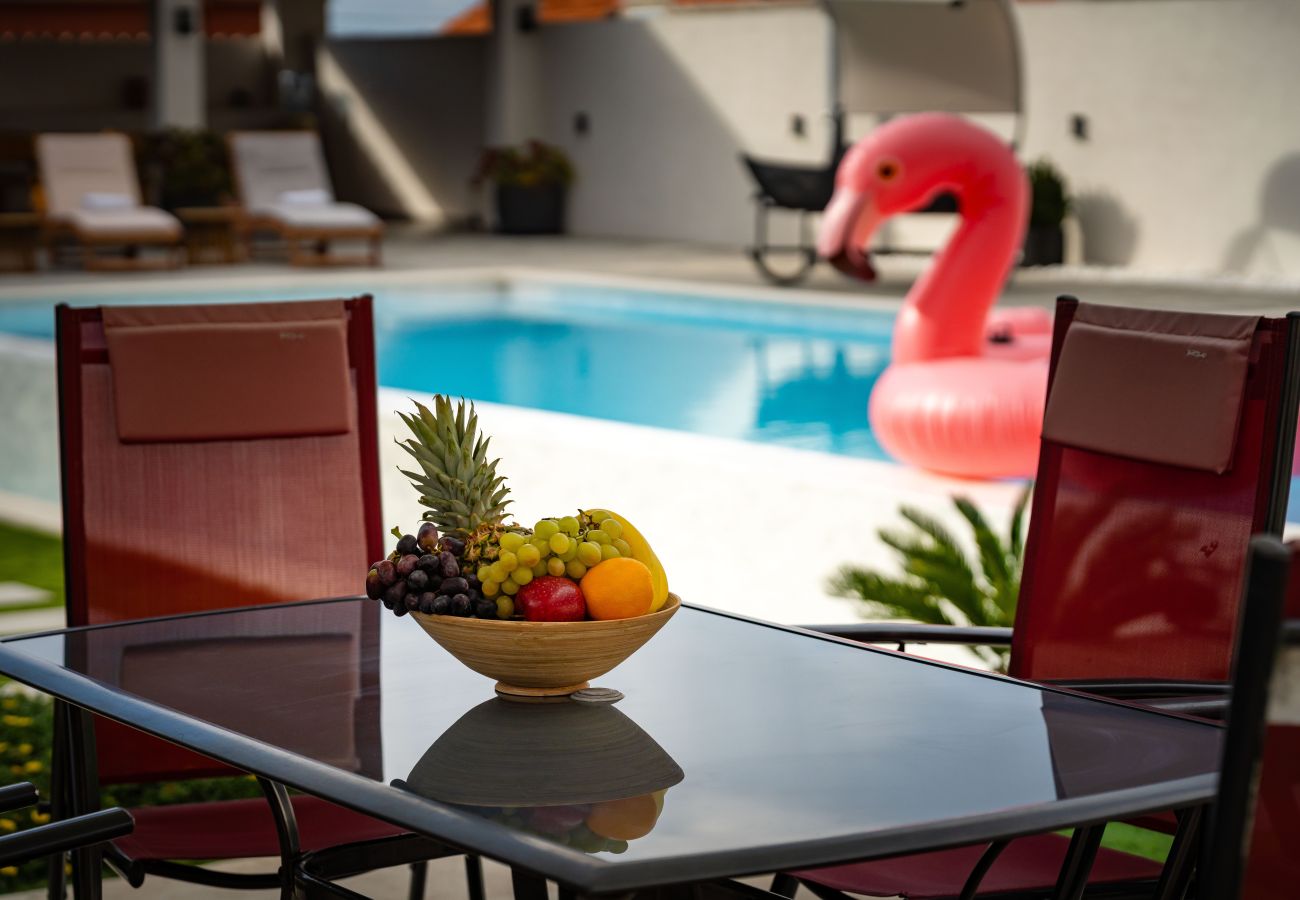 Apartamento en Galovac - Apartment M&N