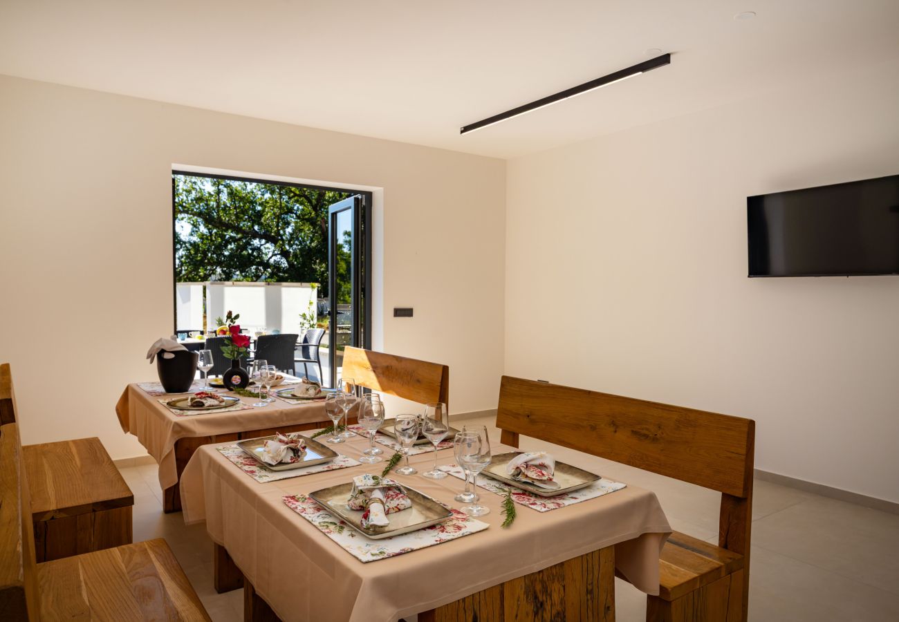 Casa en Starigrad - Sea view Villa Senti