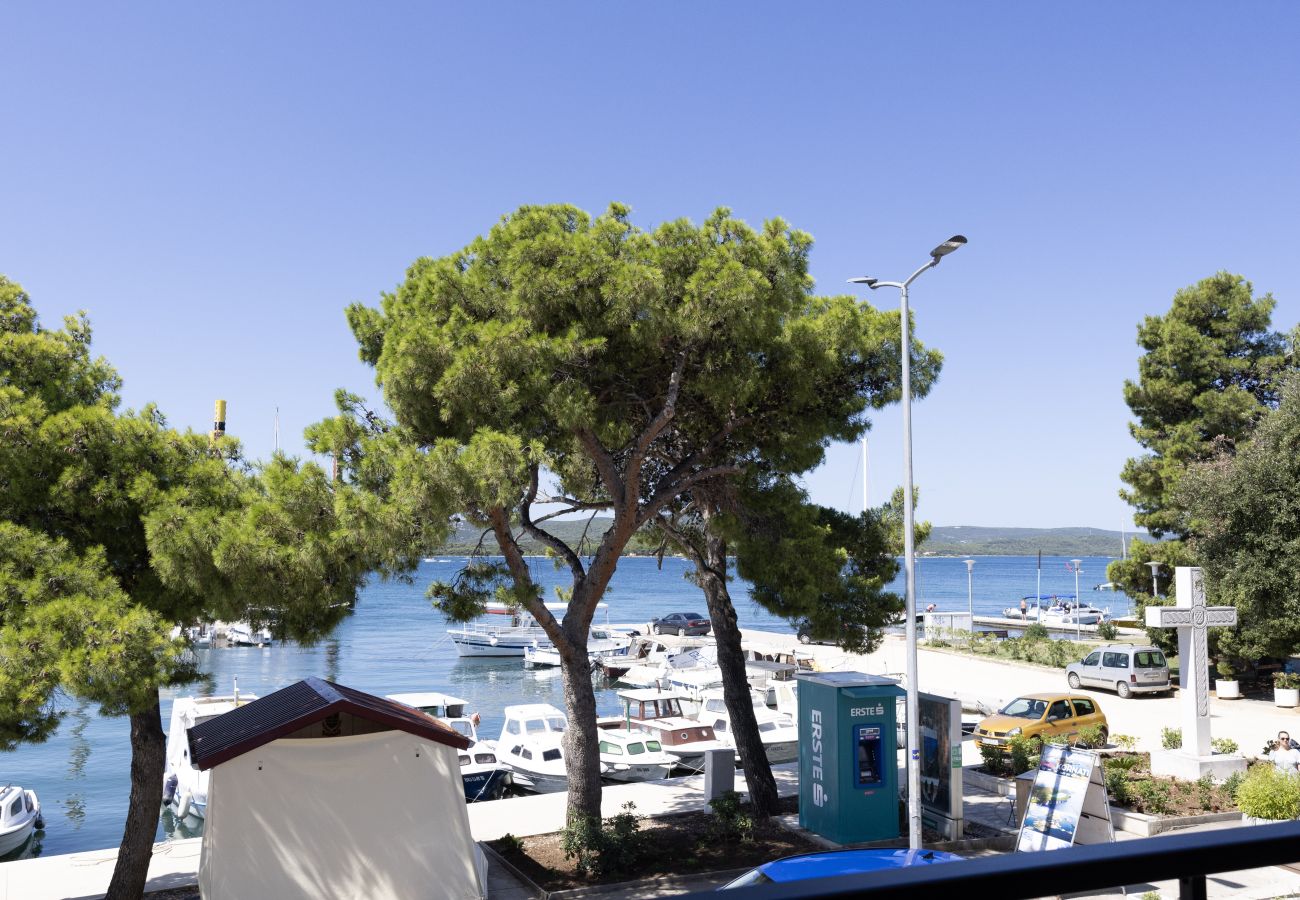 Casa en Sveti Filip i Jakov - Boutique Rooms Rogovo