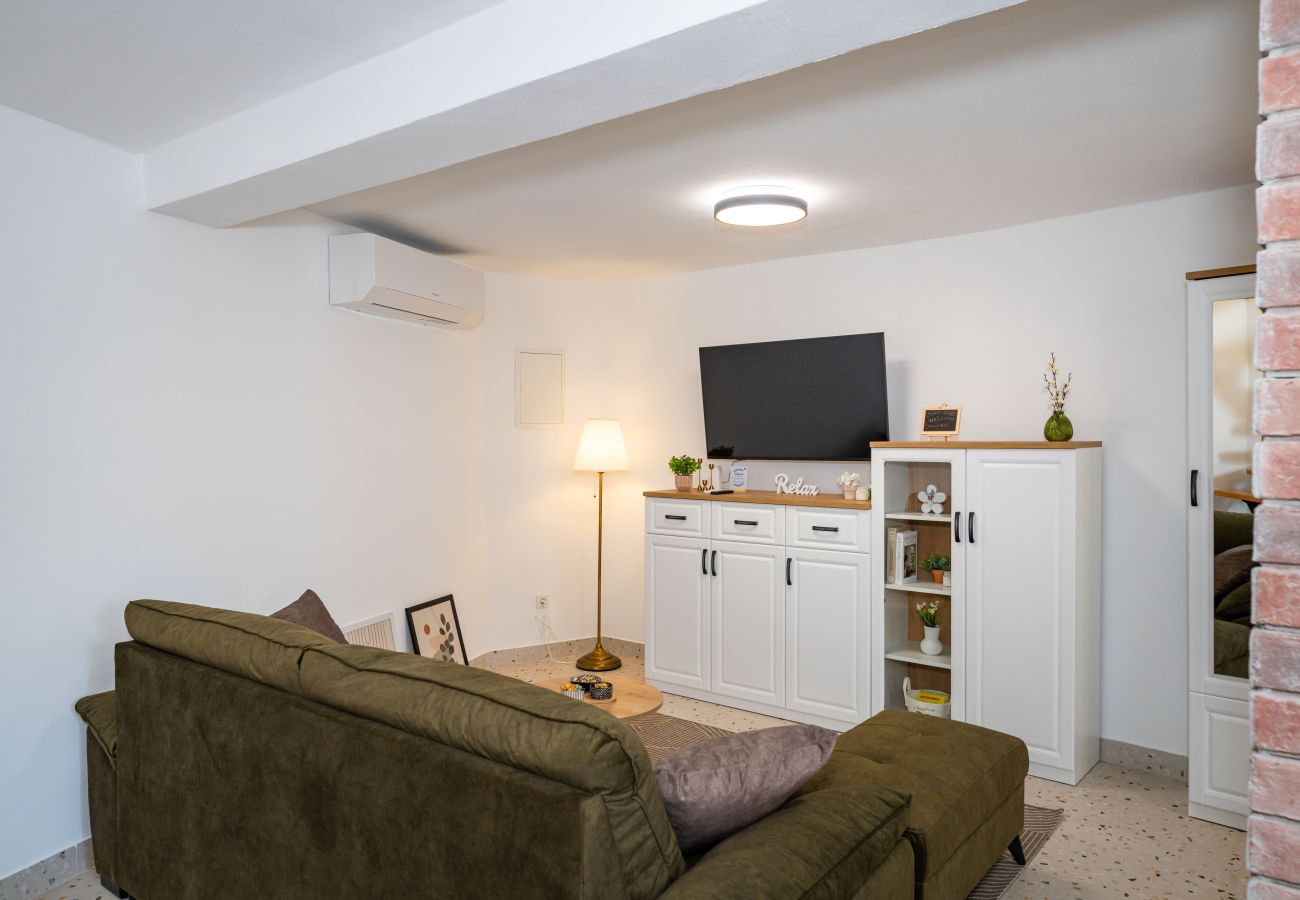 Casa en Šibenik - Holiday home Casa Ivana