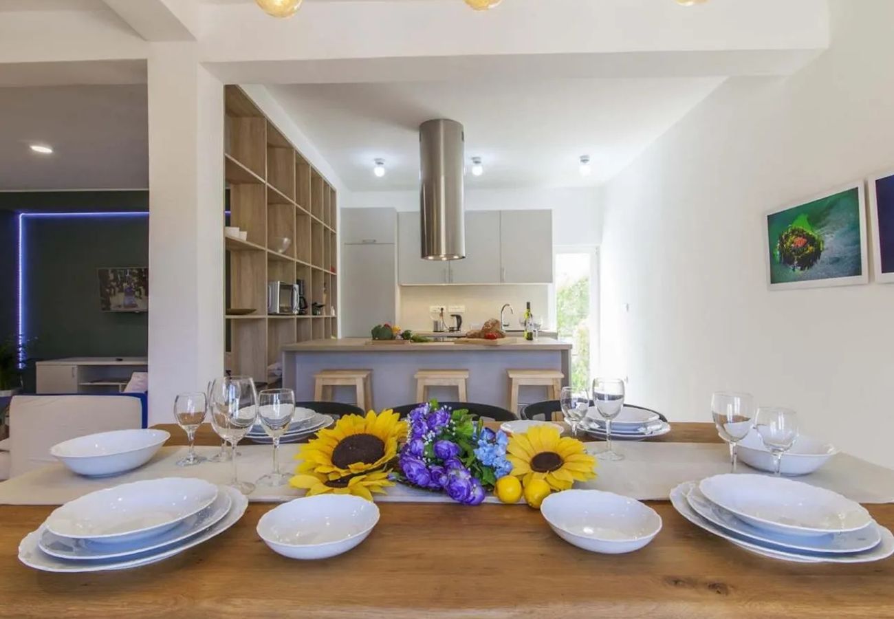 Casa en Bilice - Villa B&B with private pool