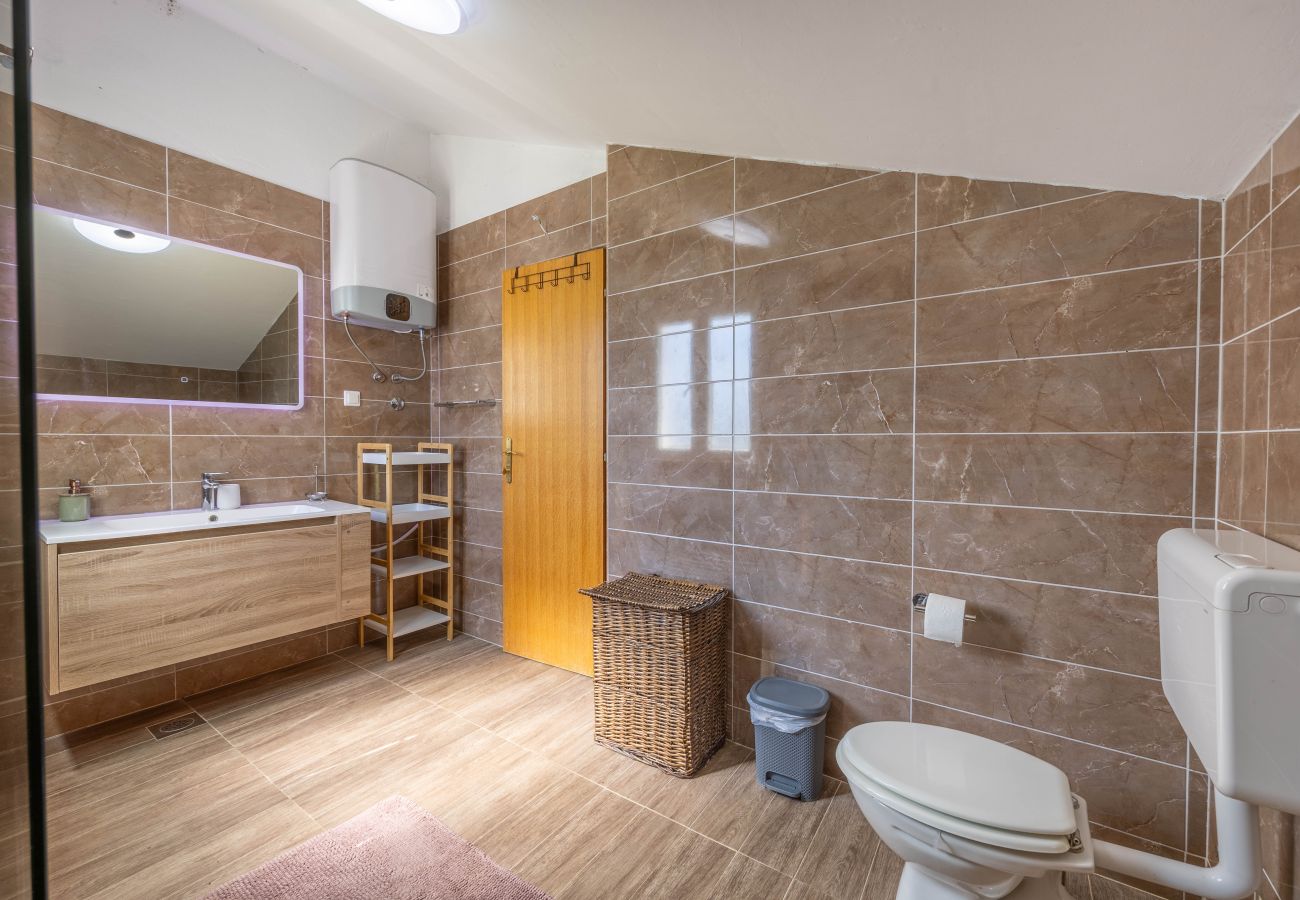 Casa en Donji Kašic - Holiday home Mandorla