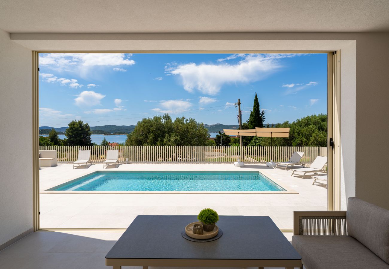 Casa en Sveti Petar - Sea view Villa RoNoDa