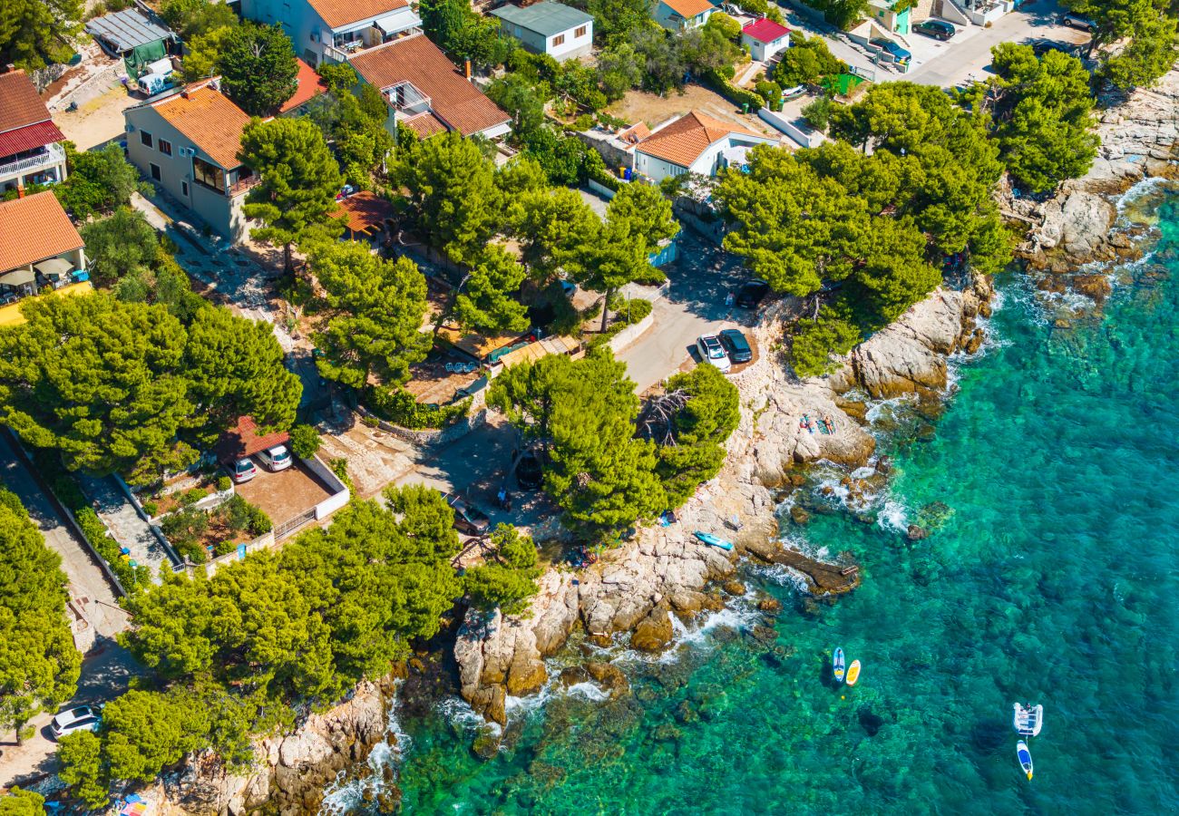 Apartamento en Murter - Beach Apartment Slanica