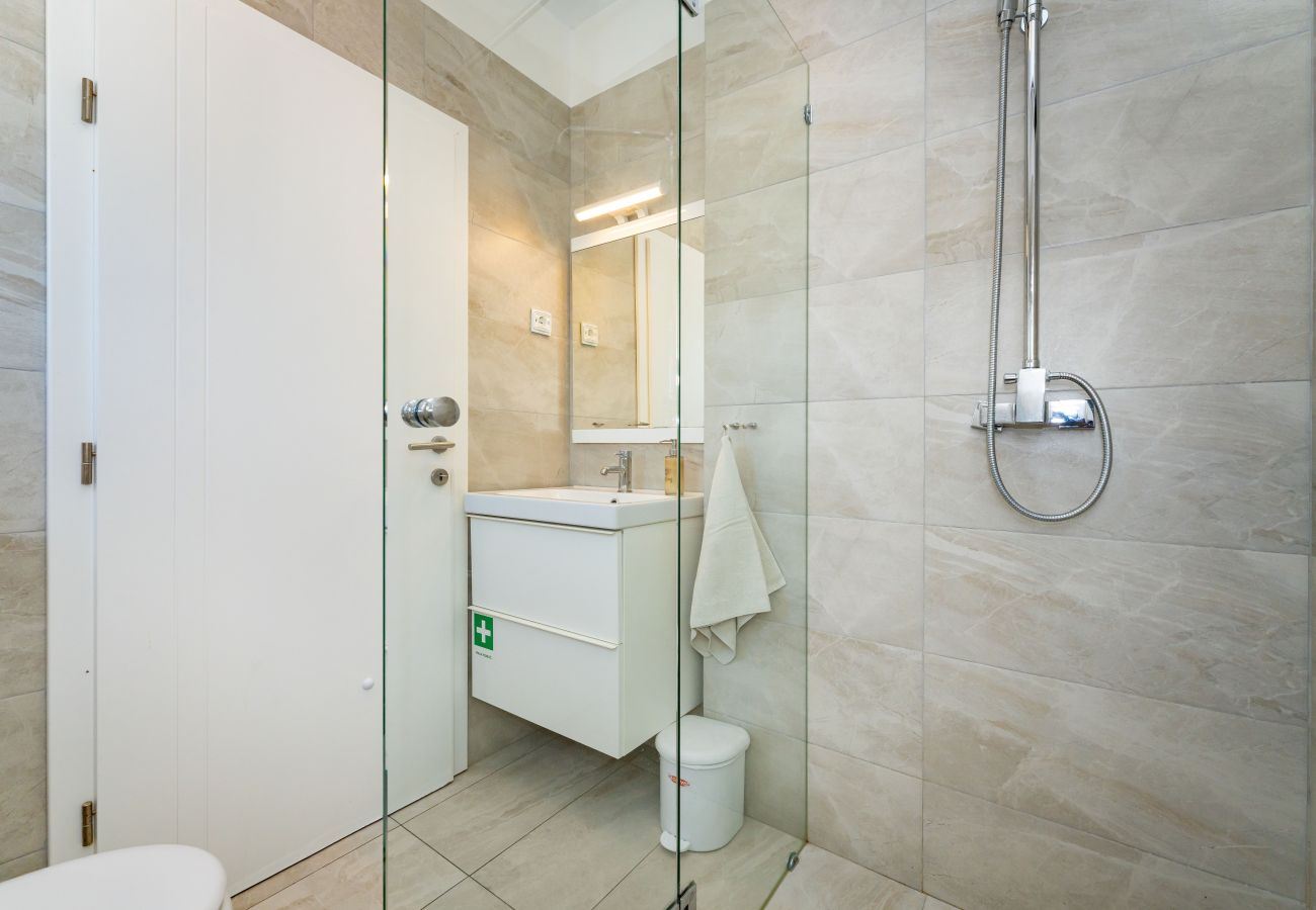 Maison à Maslenica - Sea view Villa Anpero