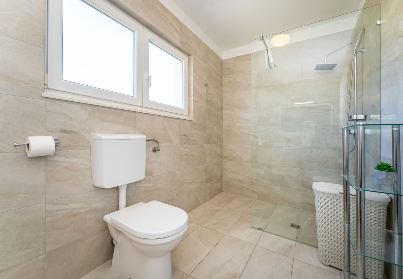 Maison à Maslenica - Sea view Villa Anpero