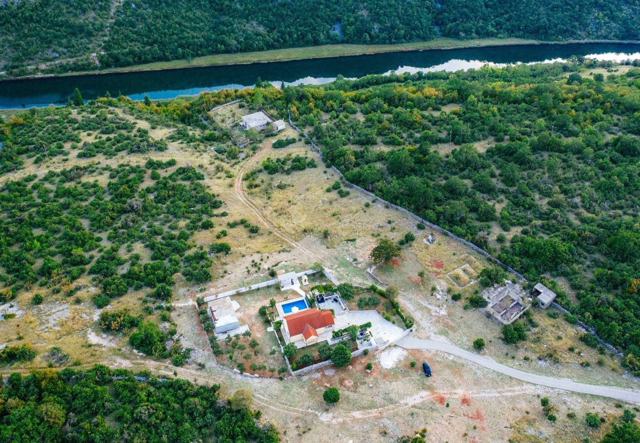 Maison à Zaton Obrovacki - Villa Sucic with private pool