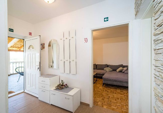 Maison à Žažvic - Holiday home Agro Casa Maison à Žažvic - Holiday home Agro Casa