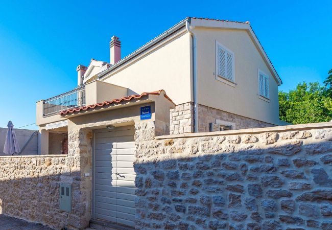 Maison à Petrcane - Holiday home Marijanka Maison à Petrcane - Holiday home Marijanka