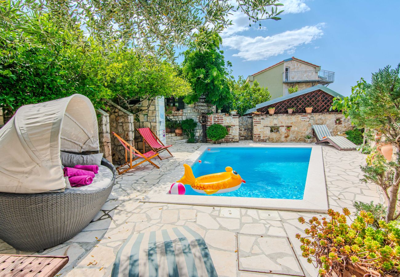 Maison à Maslenica - Sea view Villa Danica