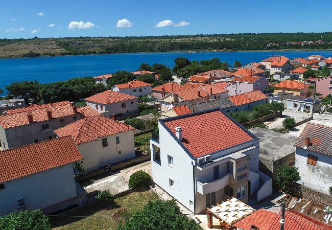 Maison à Posedarje - Sea view Villa Possedaria Maison à Posedarje - Sea view Villa Possedaria