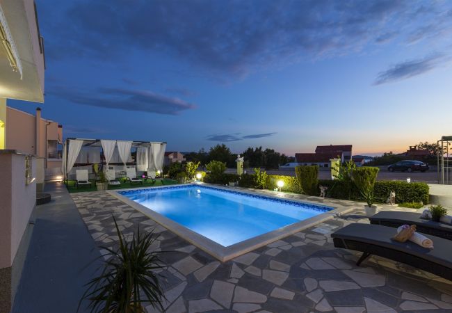 Maison à Šibenik-Brodarica - Sea view Villa Brodarica Maison à Šibenik-Brodarica - Sea view Villa Brodarica