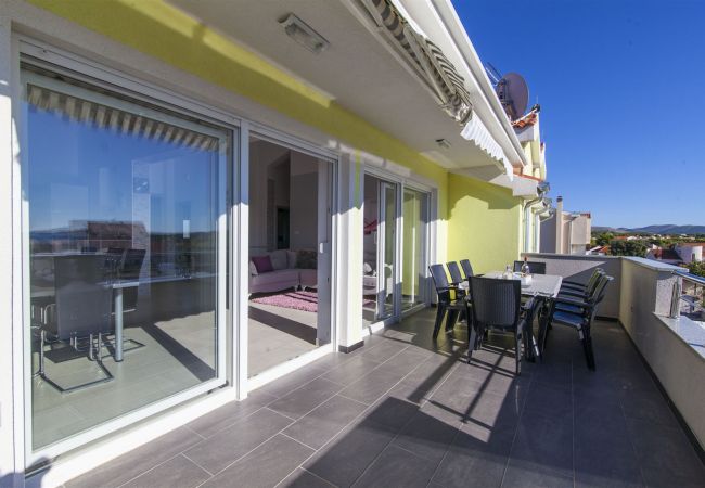 Maison à Šibenik-Brodarica - Sea view Villa Brodarica Maison à Šibenik-Brodarica - Sea view Villa Brodarica