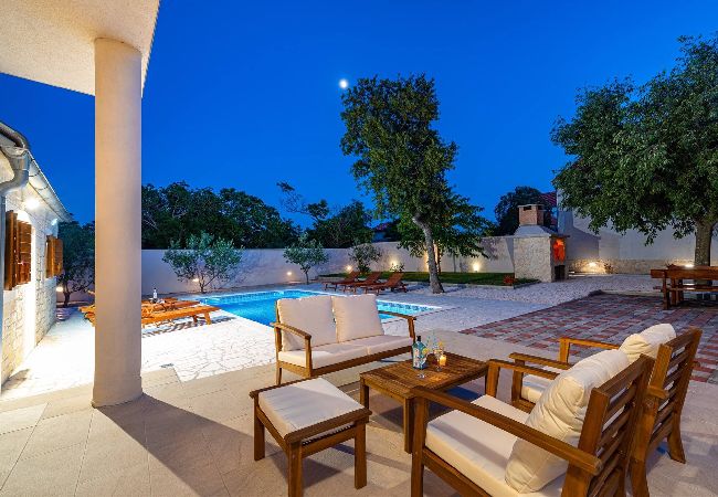 Maison à Stankovci - Holiday home Zara Maison à Stankovci - Holiday home Zara