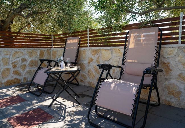 Maison à Krkovic - Holiday home Olive Garden Maison à Krkovic - Holiday home Olive Garden