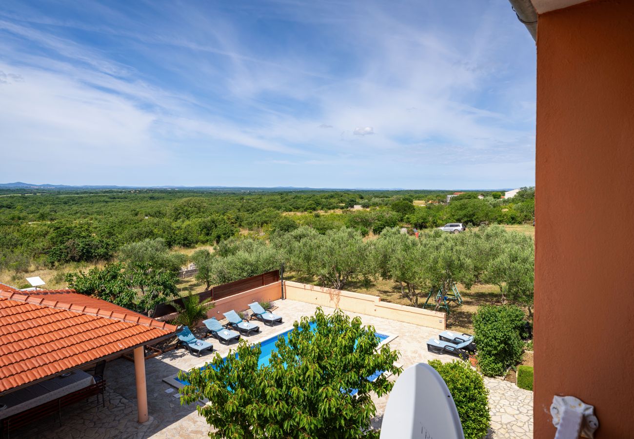 Maison à Visocane - Apartment Visocane with private pool