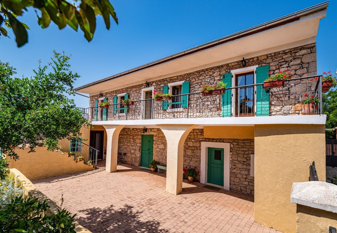 Villa à Gornje Raštane - Authentic Villa Kadulja