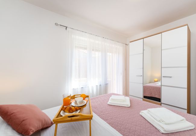 Maison à Vodice - Holiday home Briscola Maison à Vodice - Holiday home Briscola