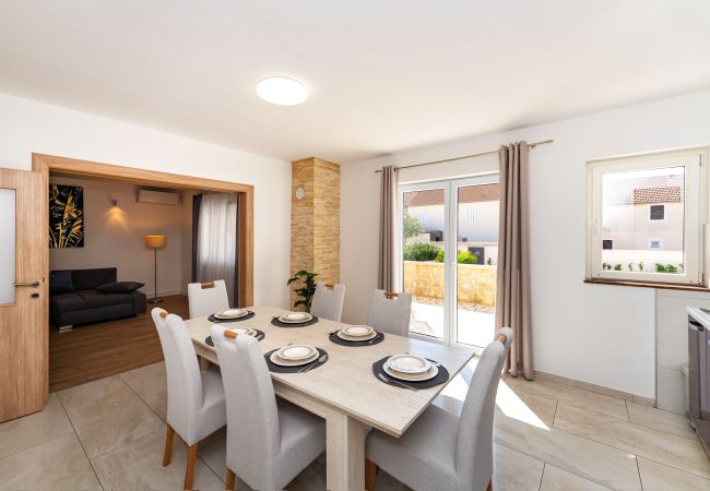 Maison à Vodice - Holiday home Briscola Maison à Vodice - Holiday home Briscola