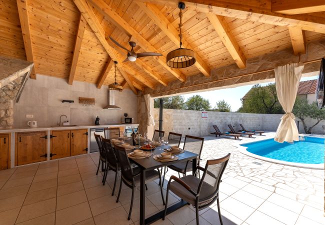 Maison à Vodice - Holiday home Briscola Maison à Vodice - Holiday home Briscola