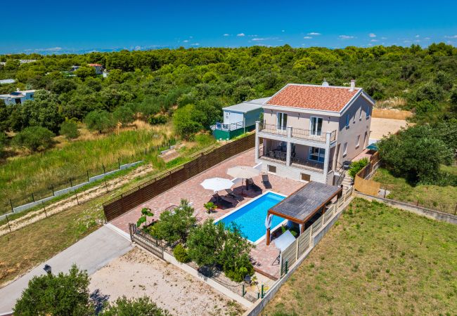 Maison à Pakoštane - Sea view Villa Tonka Maison à Pakoštane - Sea view Villa Tonka