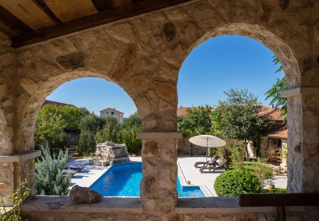 Maison à Vodice - Villa Olea with private heated pool Maison à Vodice - Villa Olea with private heated pool