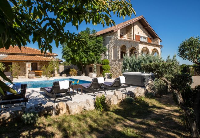 Maison à Vodice - Villa Olea with private heated pool Maison à Vodice - Villa Olea with private heated pool