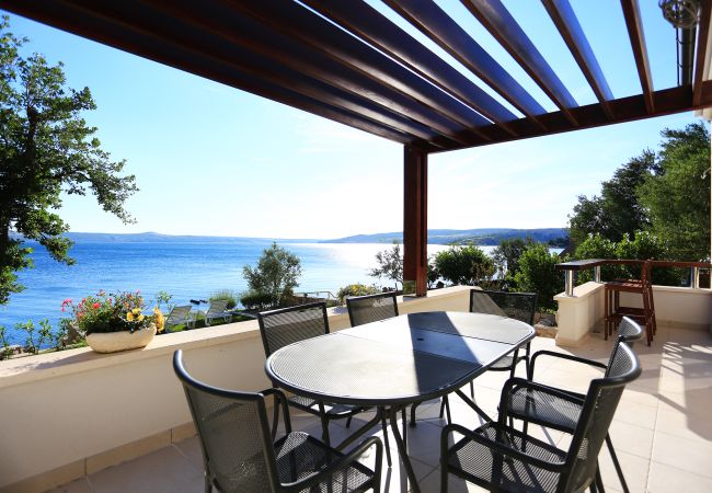 Maison à Maslenica - Beach house Nikola Maison à Maslenica - Beach house Nikola