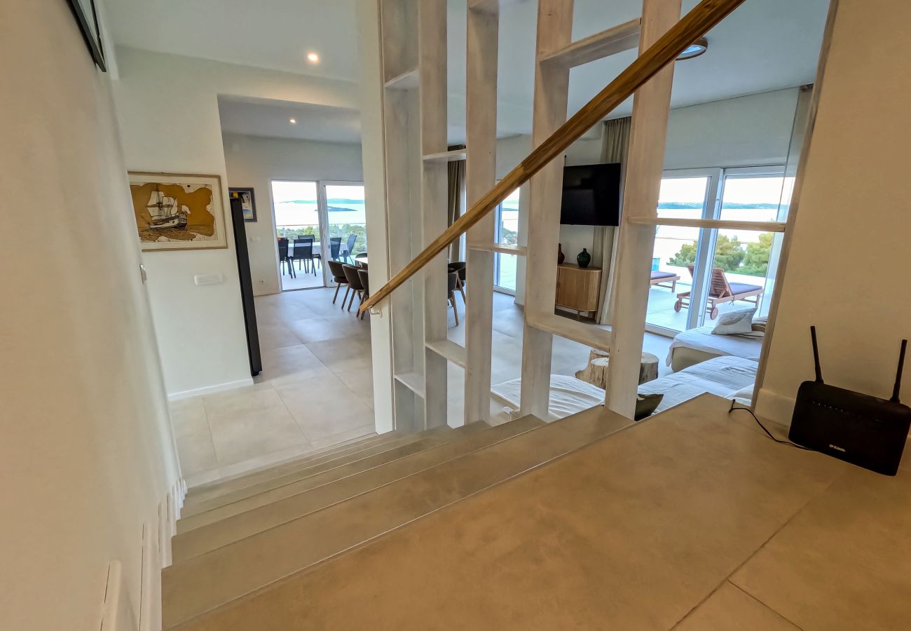 Maison à Zaglav - Sea view Villa Belvedir