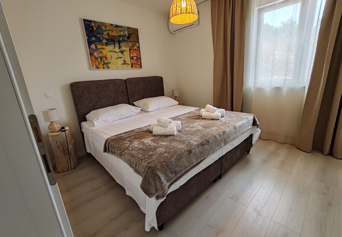 Maison à Zaglav - Sea view Villa Belvedir