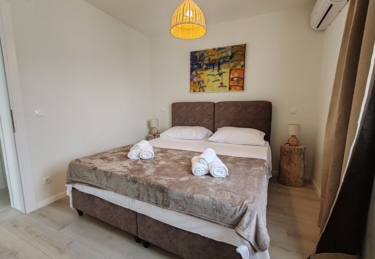 Maison à Zaglav - Sea view Villa Belvedir