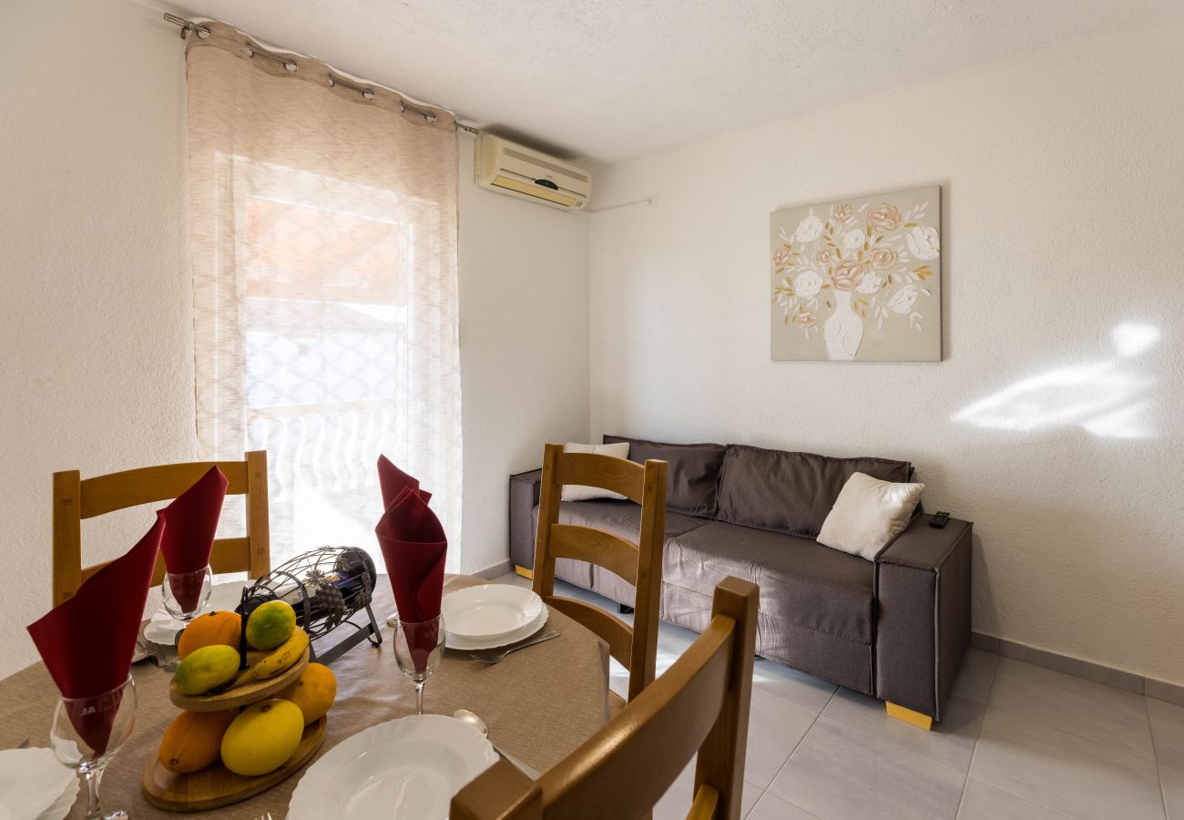 Appartement à Biograd na moru - Apartman DaDa 1 with shared pool