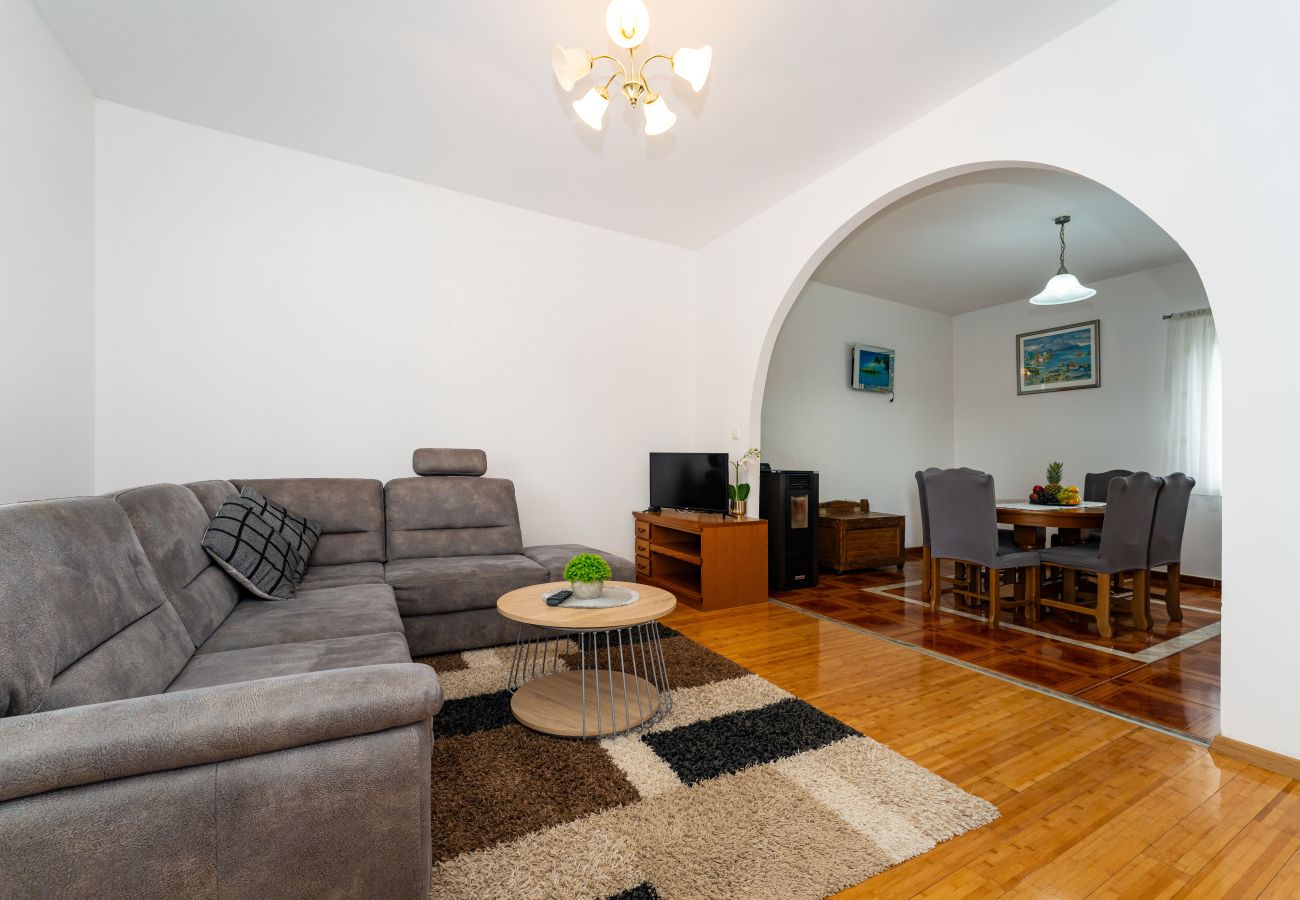 Appartement à Galovac - Apartment M&N