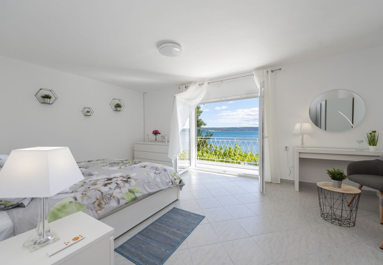 Maison à Maslenica - Beachfront villa Maslenica