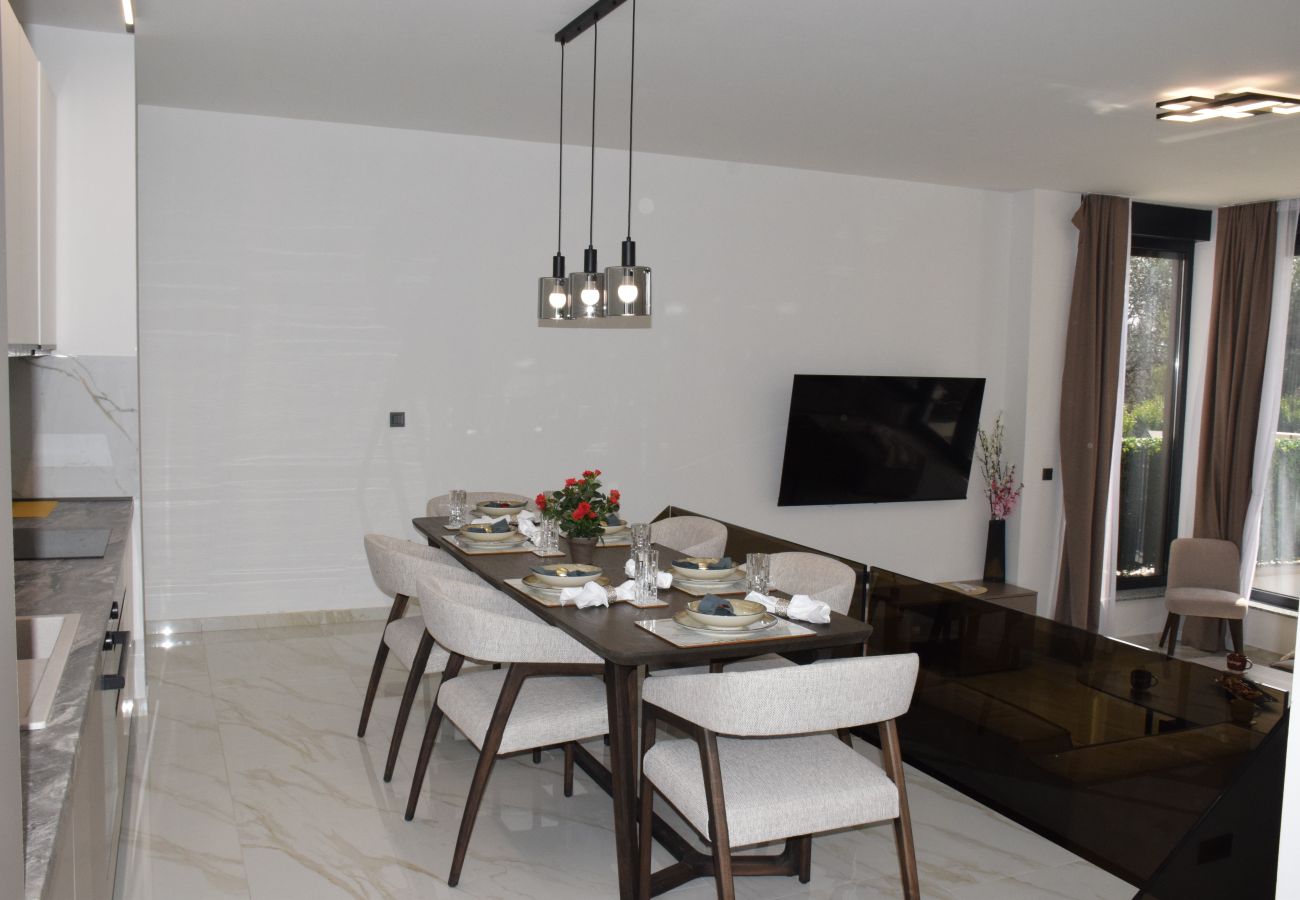 Appartement à Starigrad - Apartment Senti with shared pool