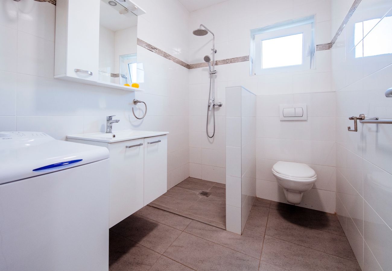 Maison à Privlaka - Holiday Home Barba Pere