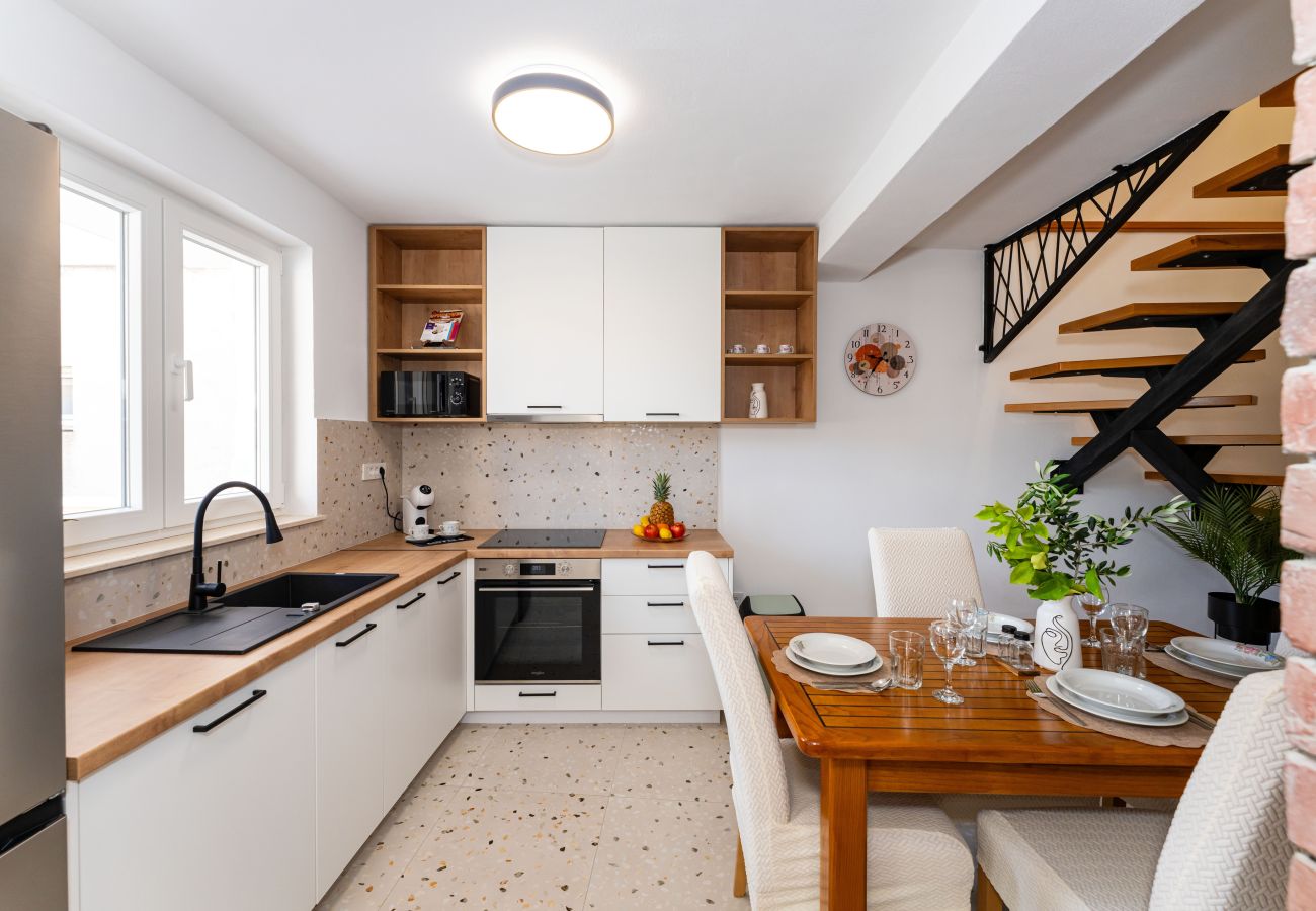 Maison à Šibenik - Holiday home Casa Ivana