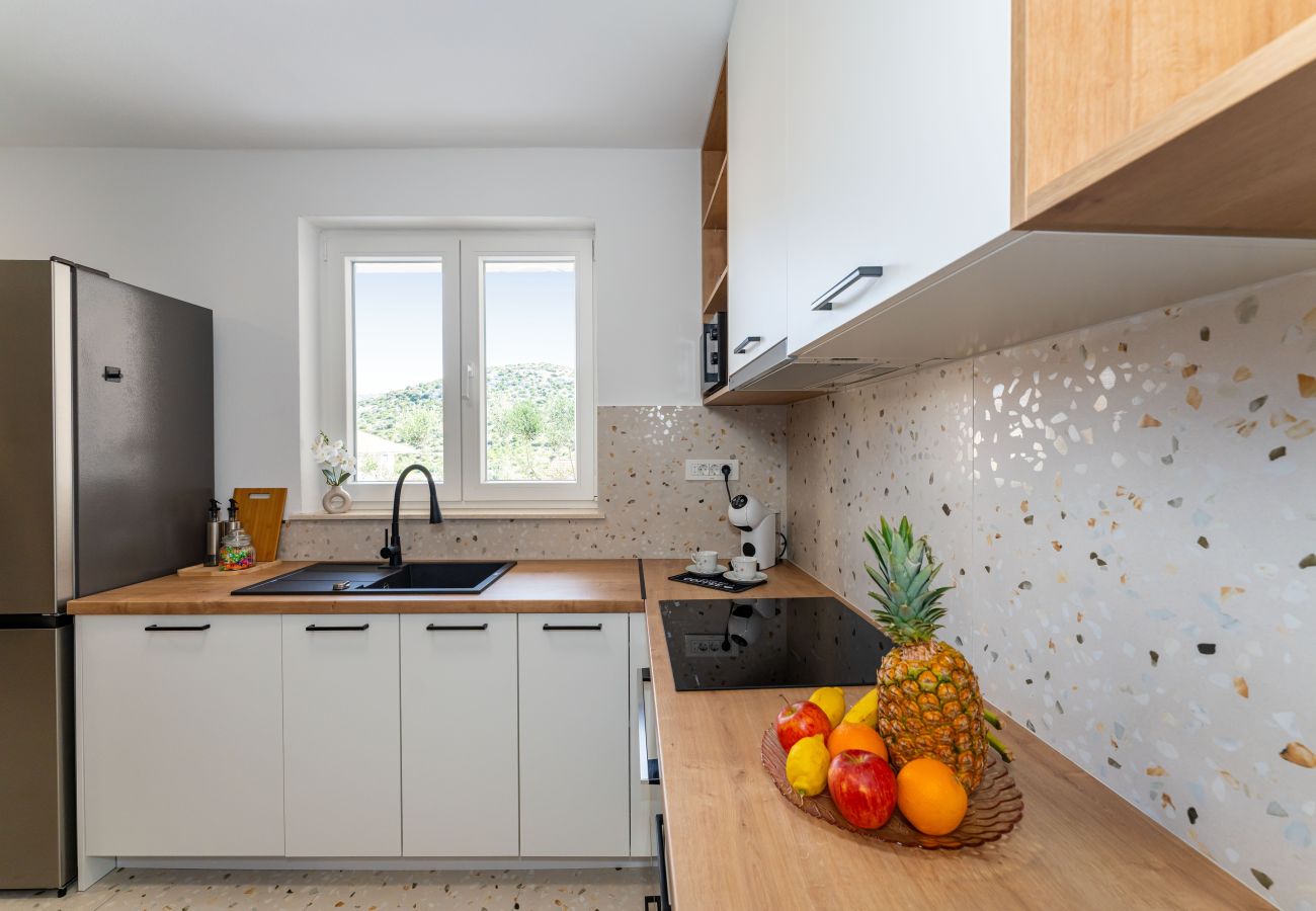 Maison à Šibenik - Holiday home Casa Ivana