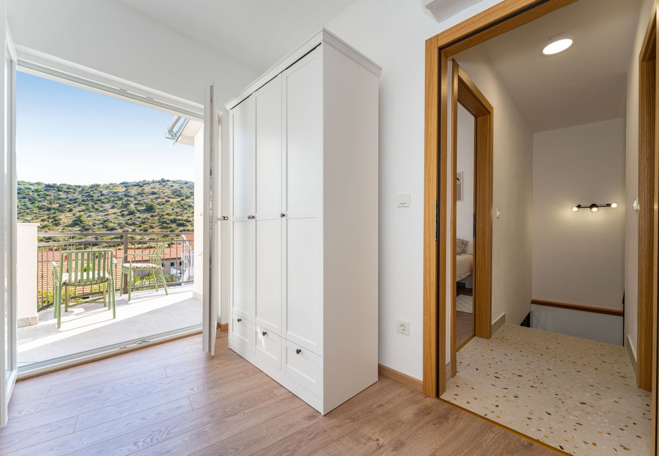 Maison à Šibenik - Holiday home Casa Ivana