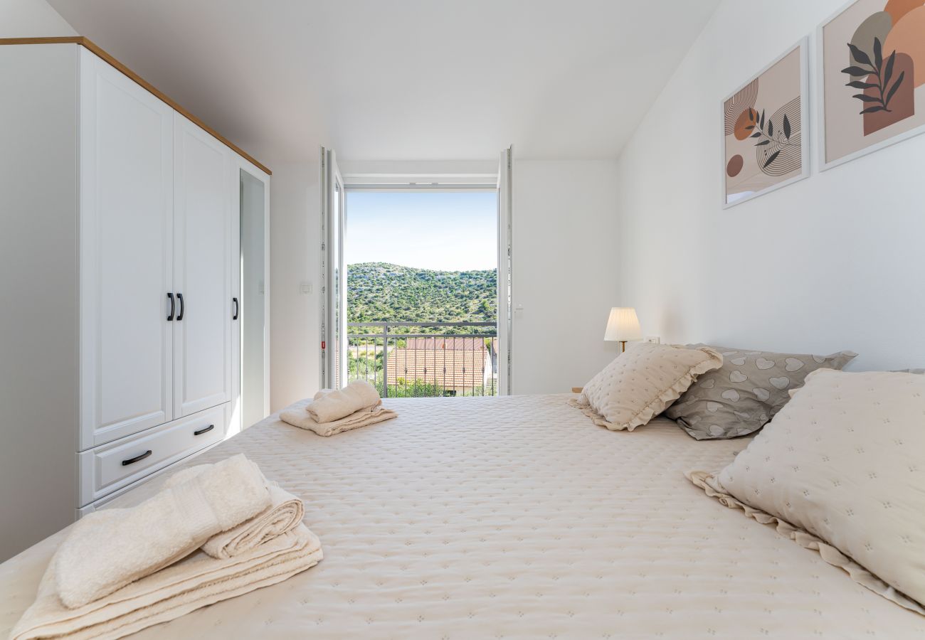 Maison à Šibenik - Holiday home Casa Ivana