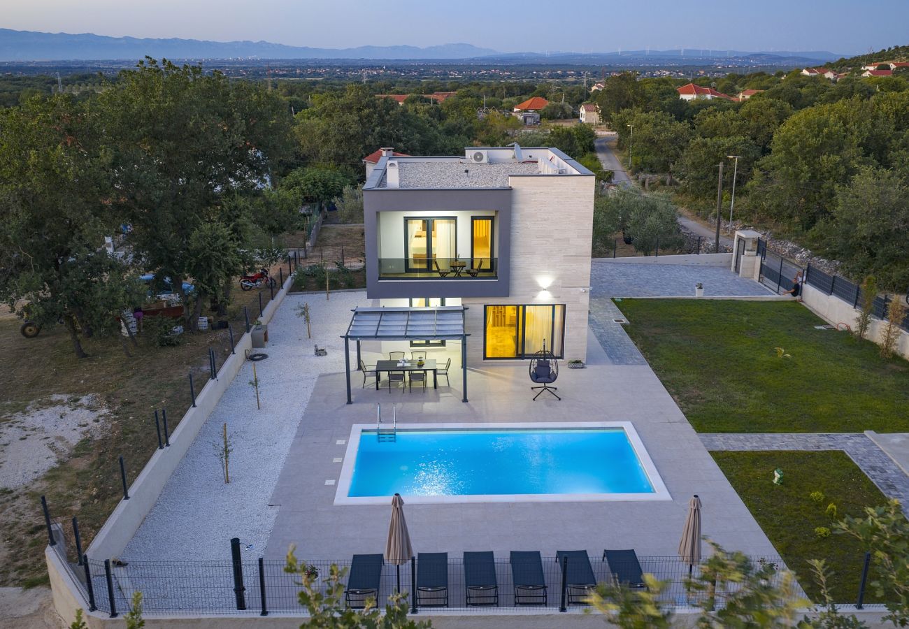 Maison à Debeljak - Vila Casa Verde