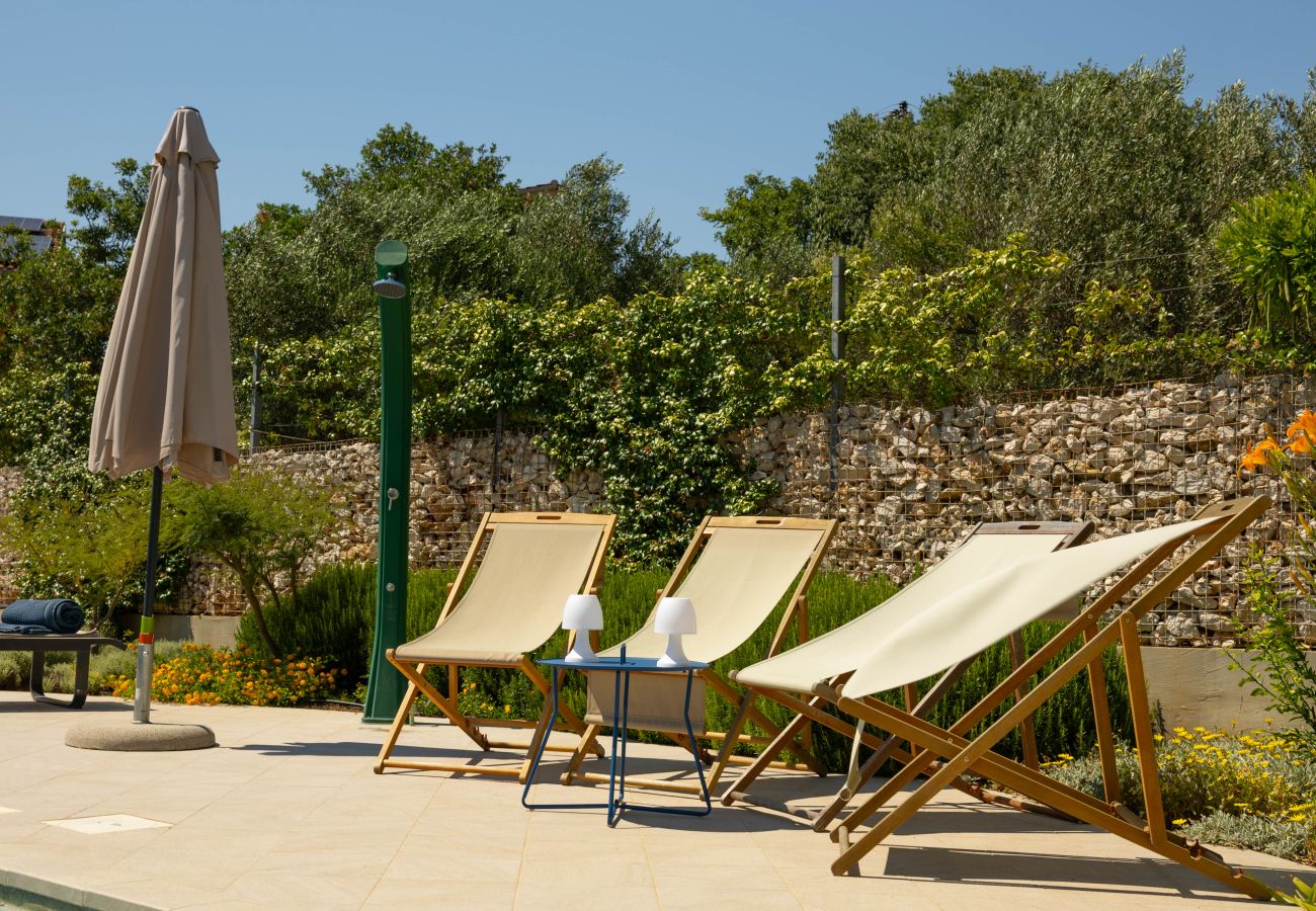 Maison à Bilice - Villa B&B with private pool