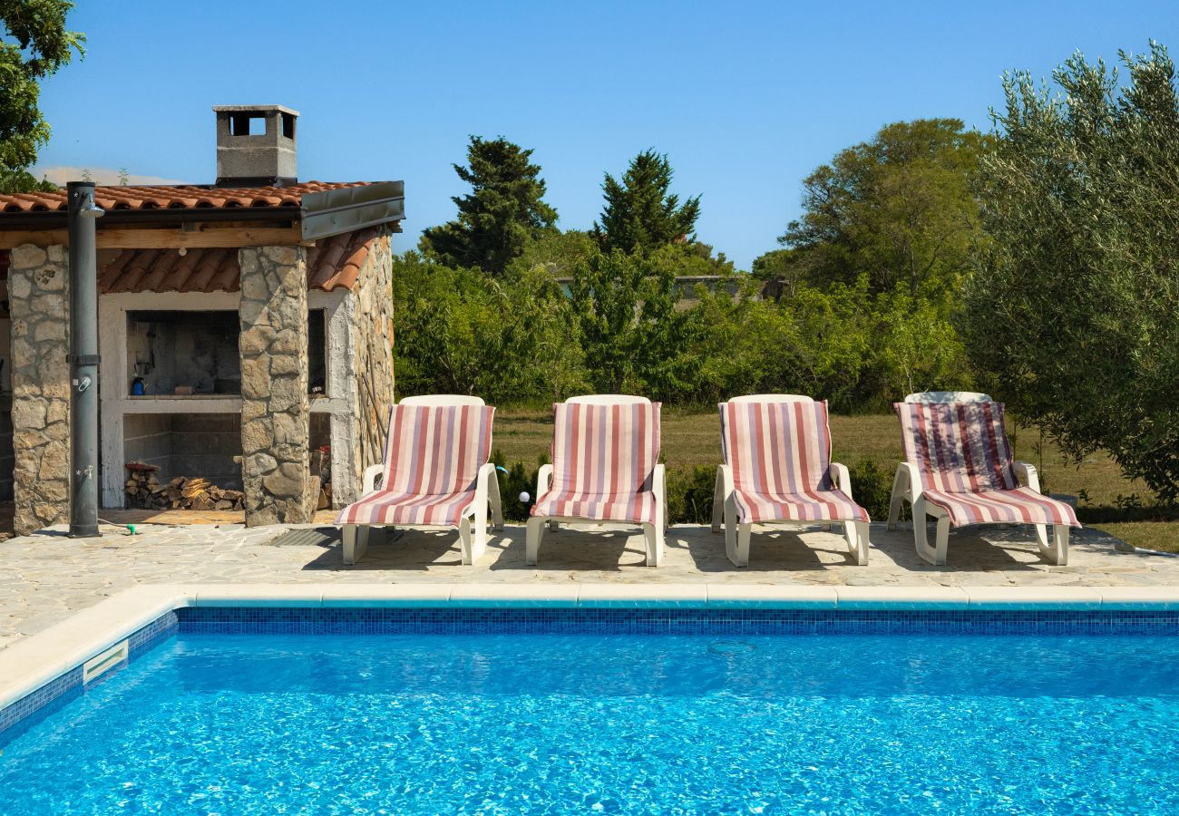 Maison à Donji Kašic - Holiday home Mandorla