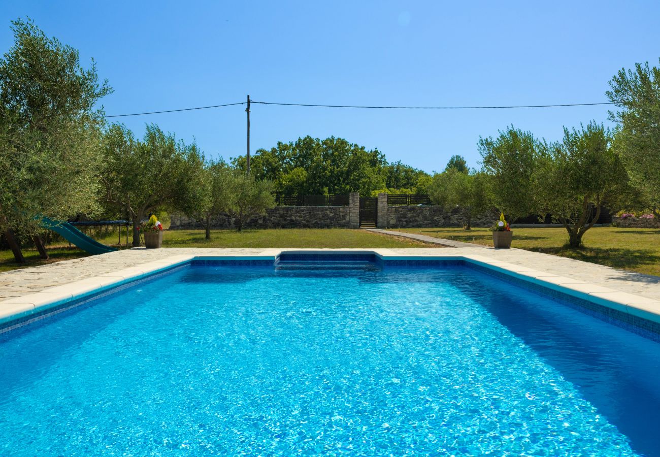 Maison à Donji Kašic - Holiday home Mandorla