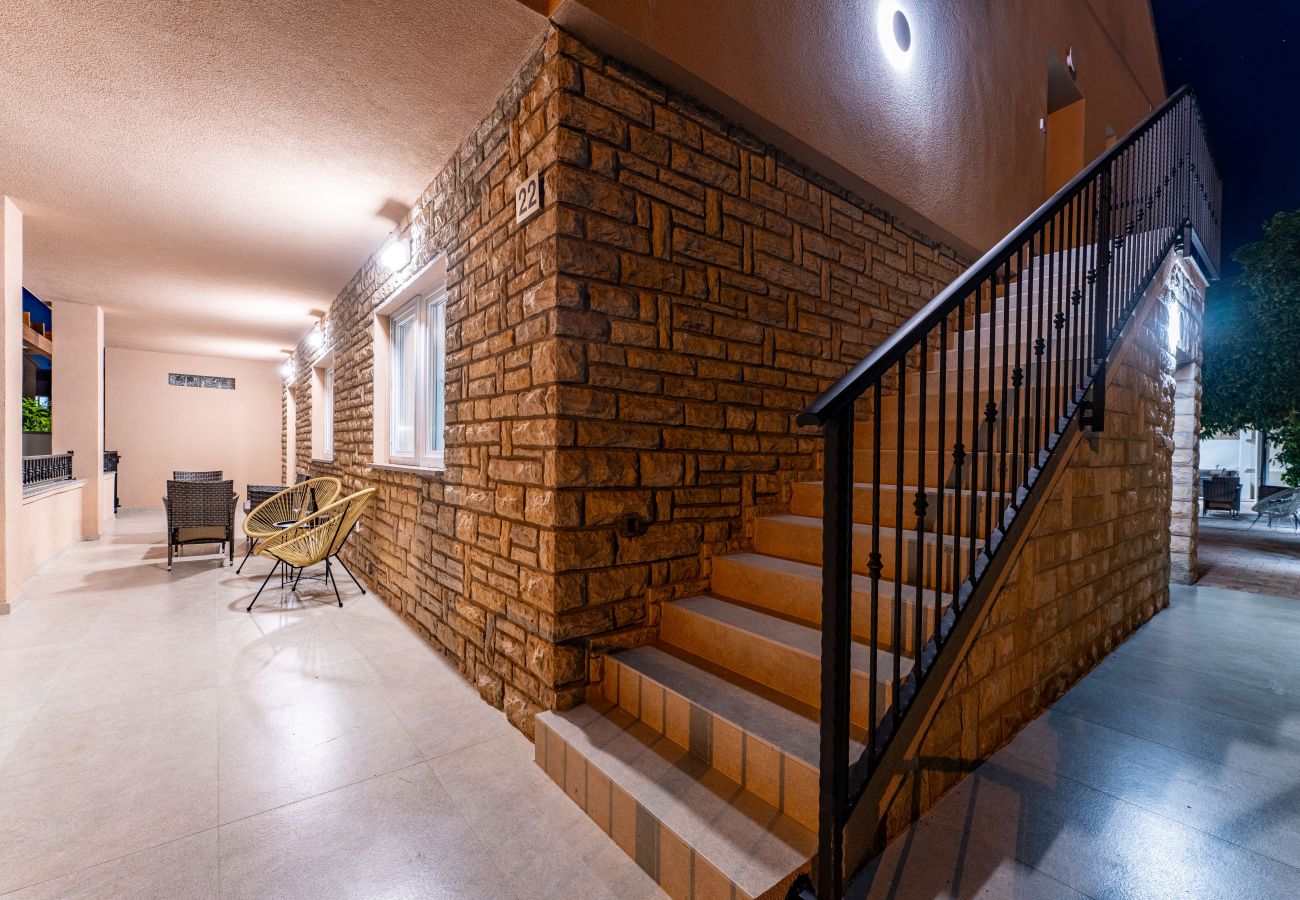 Maison à Sveti Filip i Jakov - Seaside Villa Familia