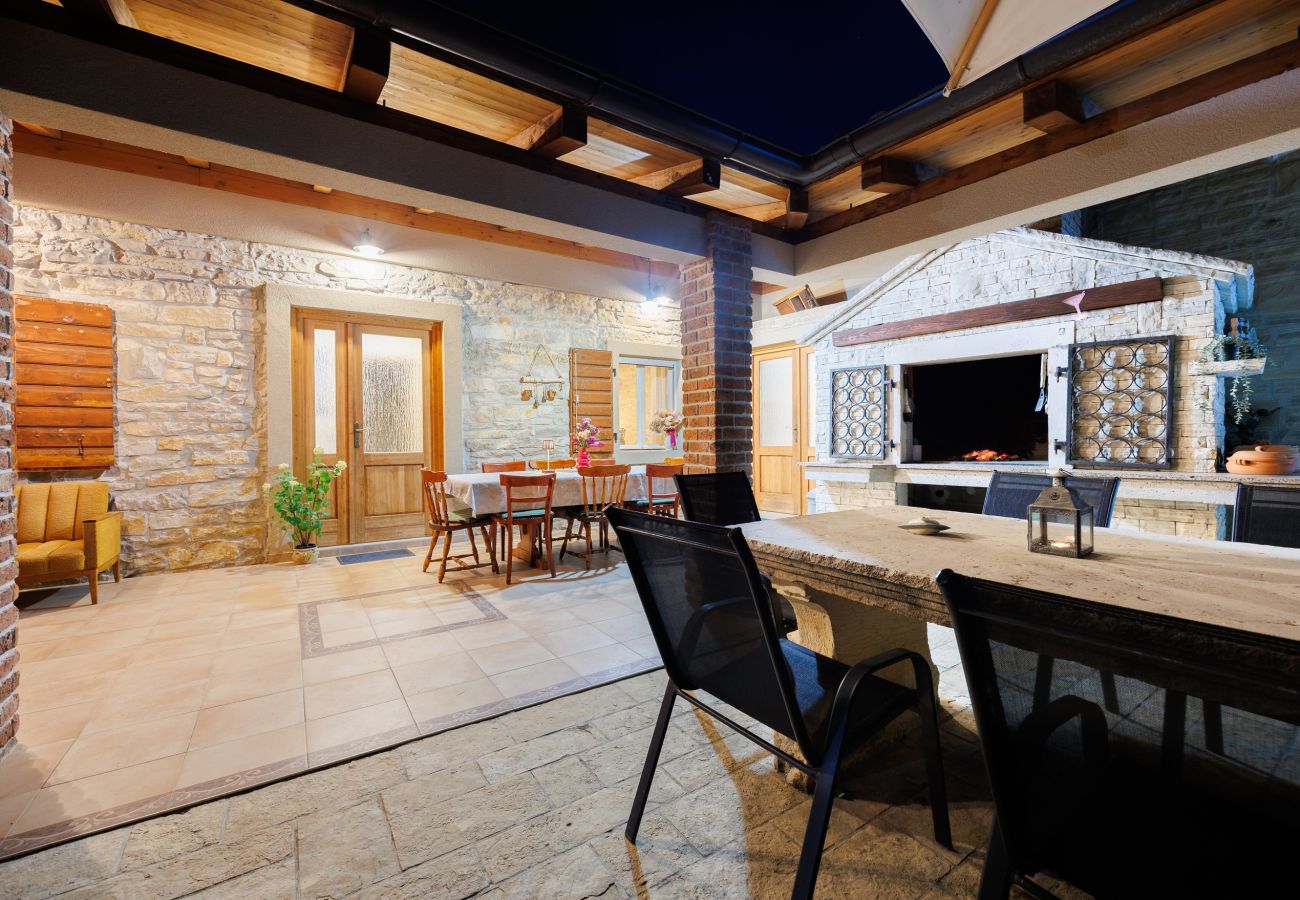 Maison à Smilcic - Authentic Villa Granar