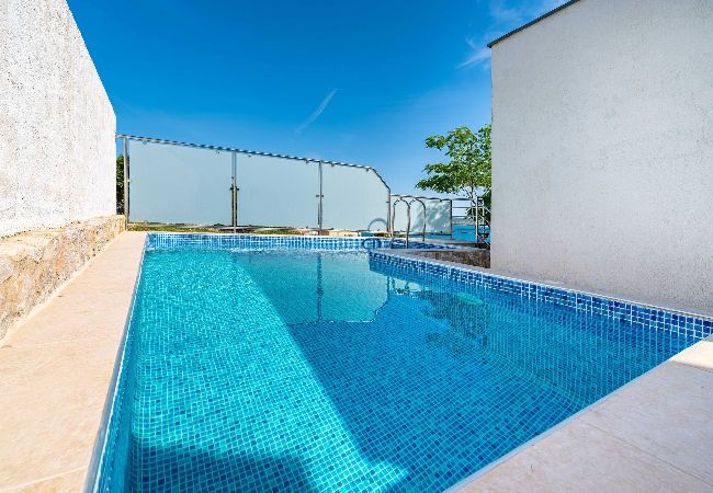 Appartamento a Maslenica - Sea view apartment Dajana Appartamento a Maslenica - Sea view apartment Dajana