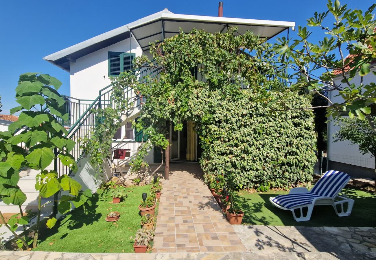 Casa a Šibenik - Beach house Franka