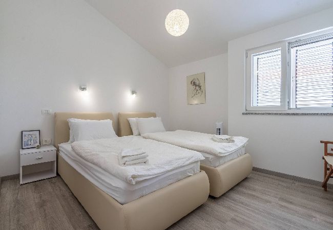 Appartamento a Privlaka - Sea view apartment Privlaka Appartamento a Privlaka - Sea view apartment Privlaka