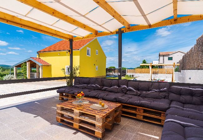 Casa a Žažvic - Holiday home Agro Casa Casa a Žažvic - Holiday home Agro Casa